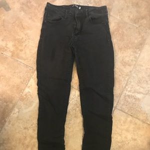 Fashion Nova (Ci Sono) black skinny jeans 👖